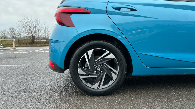 Hyundai i20 1.0T GDi 48V MHD SE Connect 5dr Petrol Hatchback